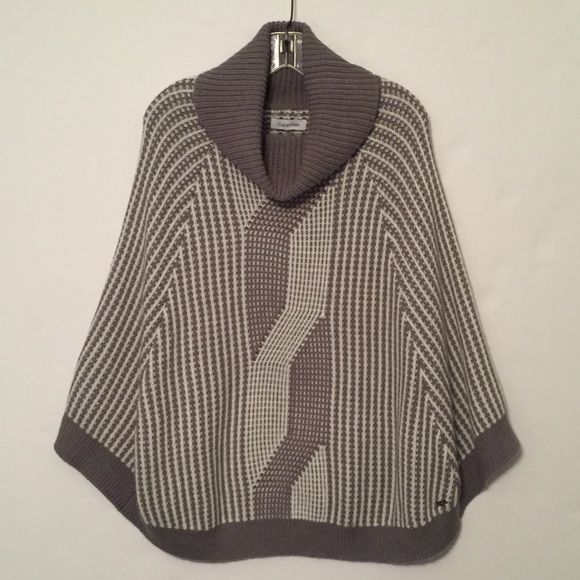 Calvin Klein Jackets & Blazers - 🌼Calvin Klein Poncho